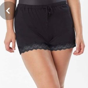 Ruby Ribbon Lounge Short